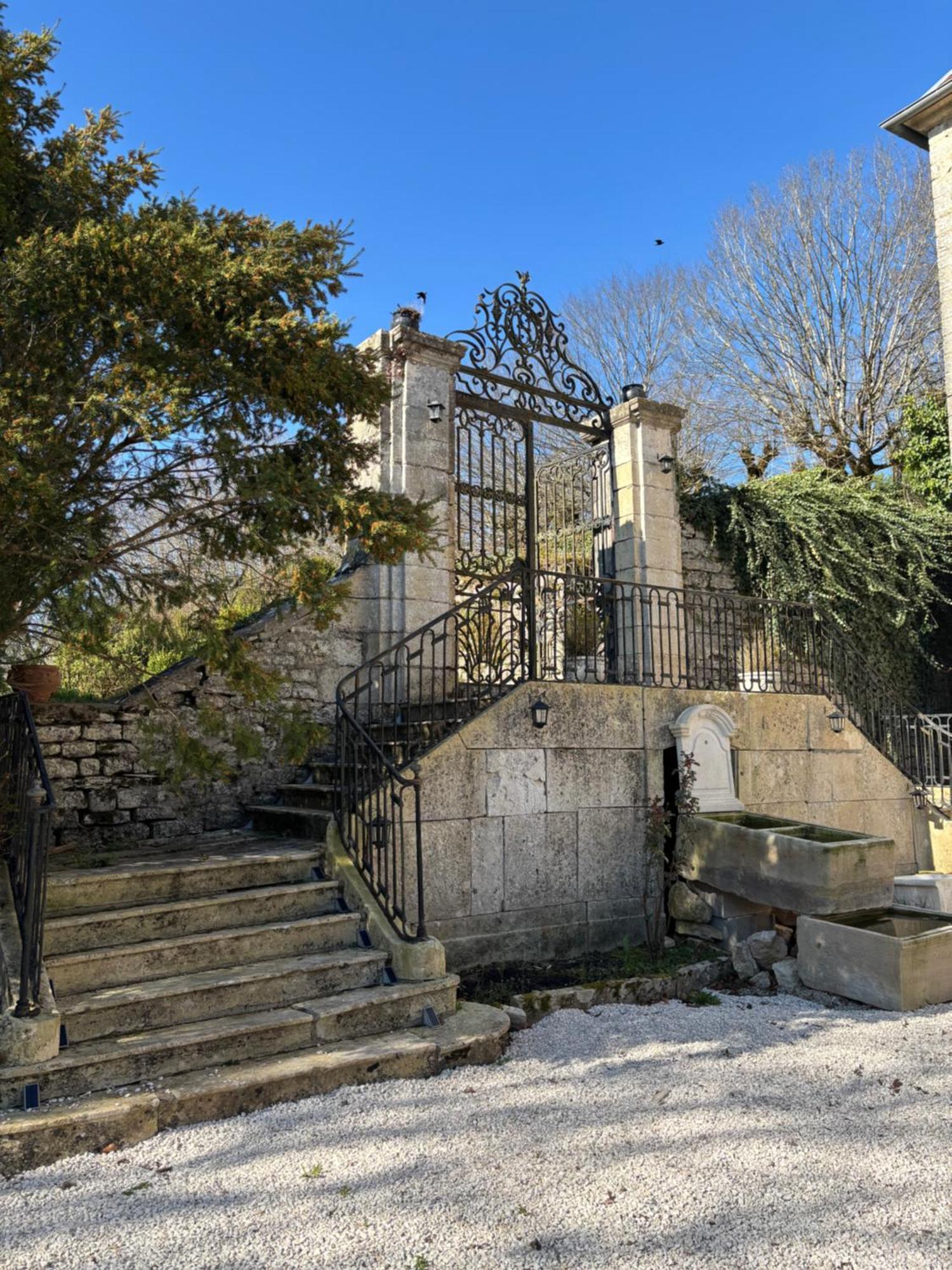 Chateau La Hussardiere Dampierre-sur-Salon Luaran gambar