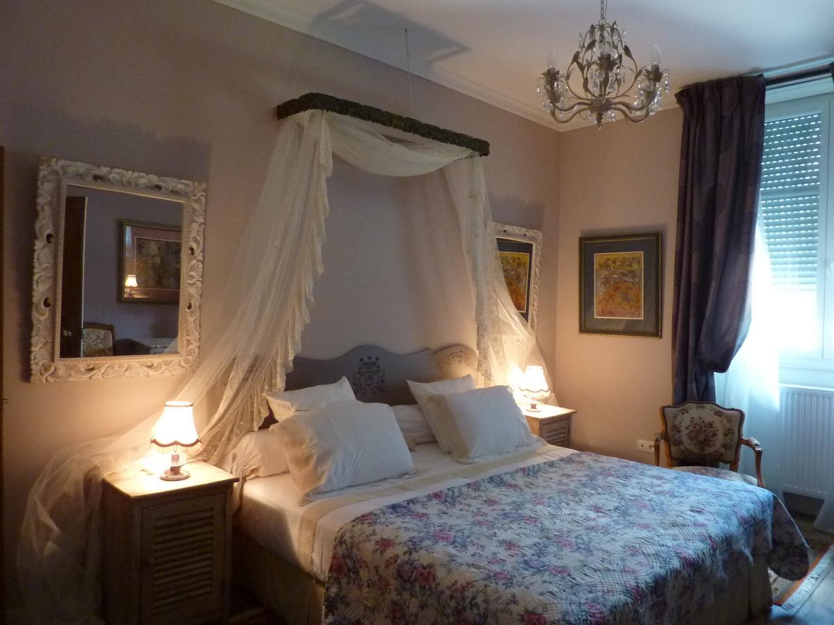 Chateau La Hussardiere Dampierre-sur-Salon Luaran gambar