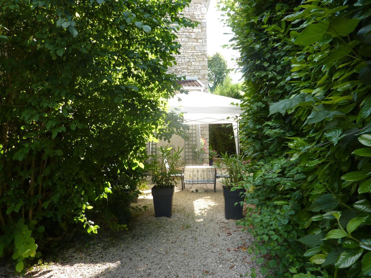 Chateau La Hussardiere Dampierre-sur-Salon Luaran gambar
